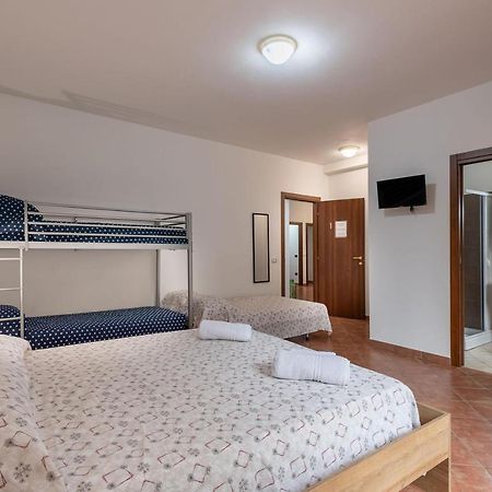 Alelida Villa con piscina Cinisi Esterno foto