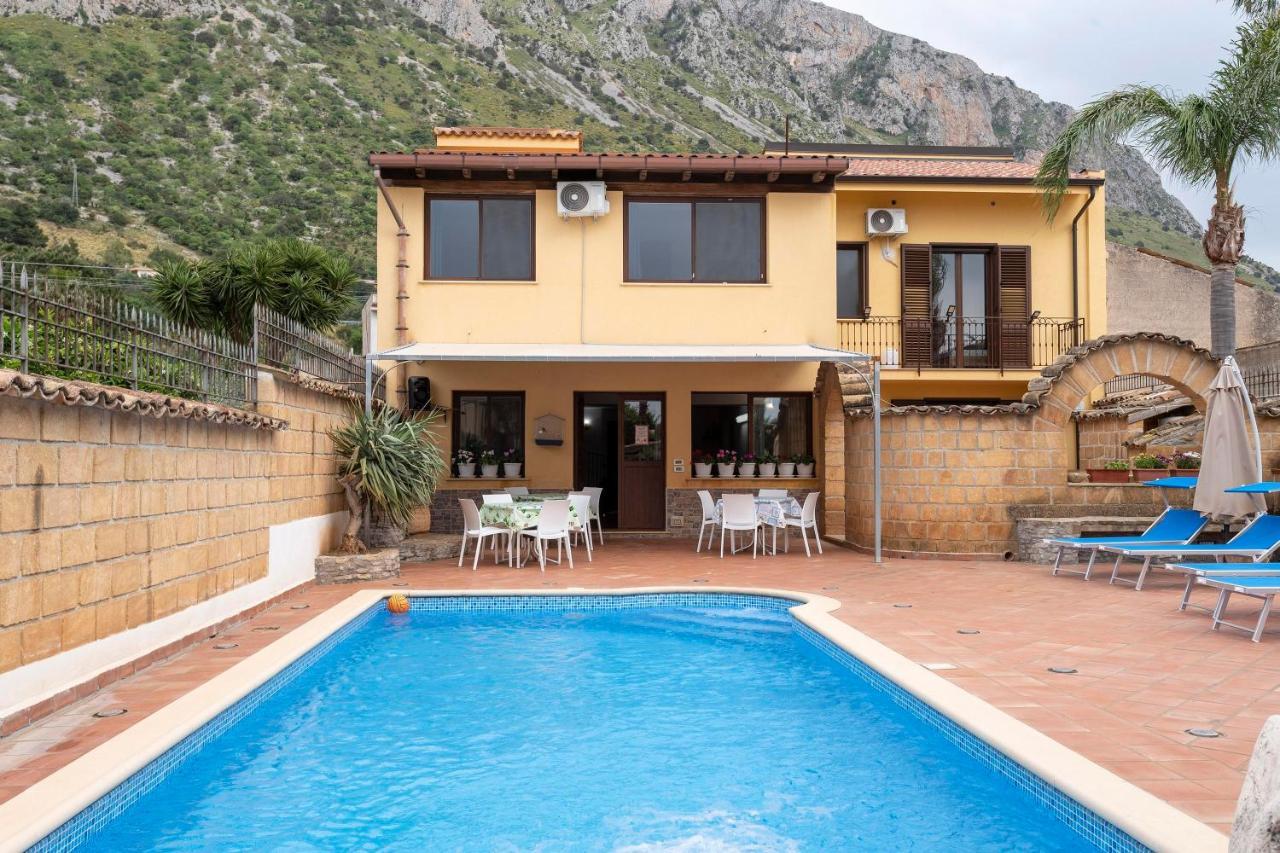 Alelida Villa con piscina Cinisi Esterno foto