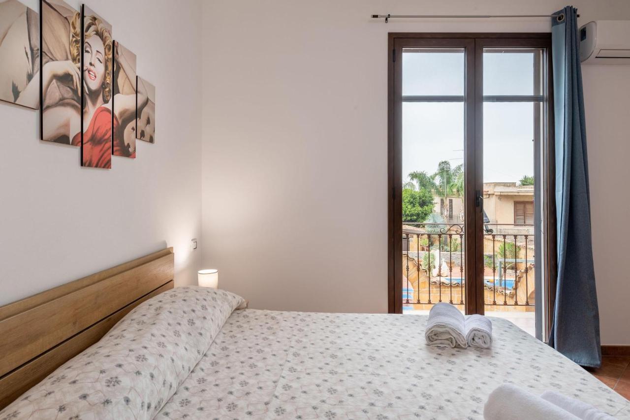 Alelida Villa con piscina Cinisi Esterno foto