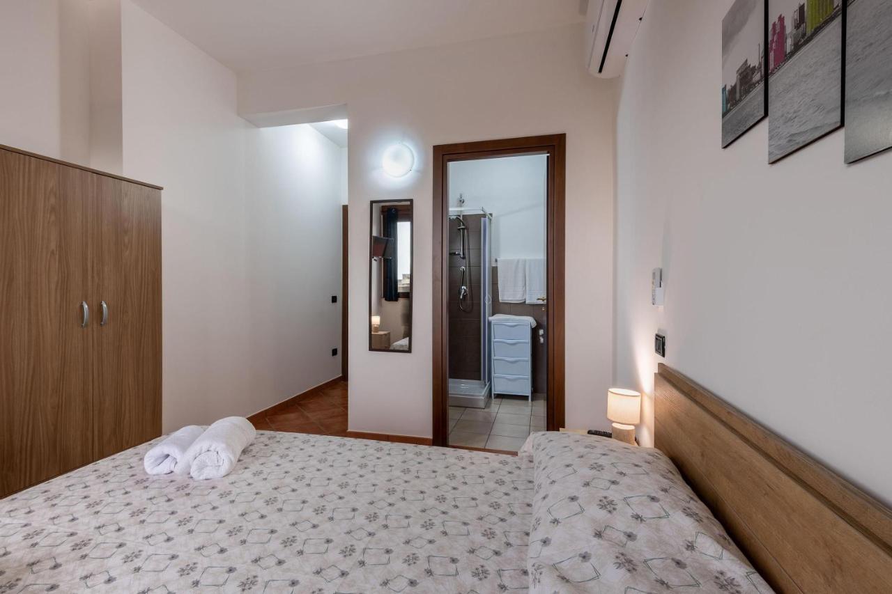 Alelida Villa con piscina Cinisi Esterno foto