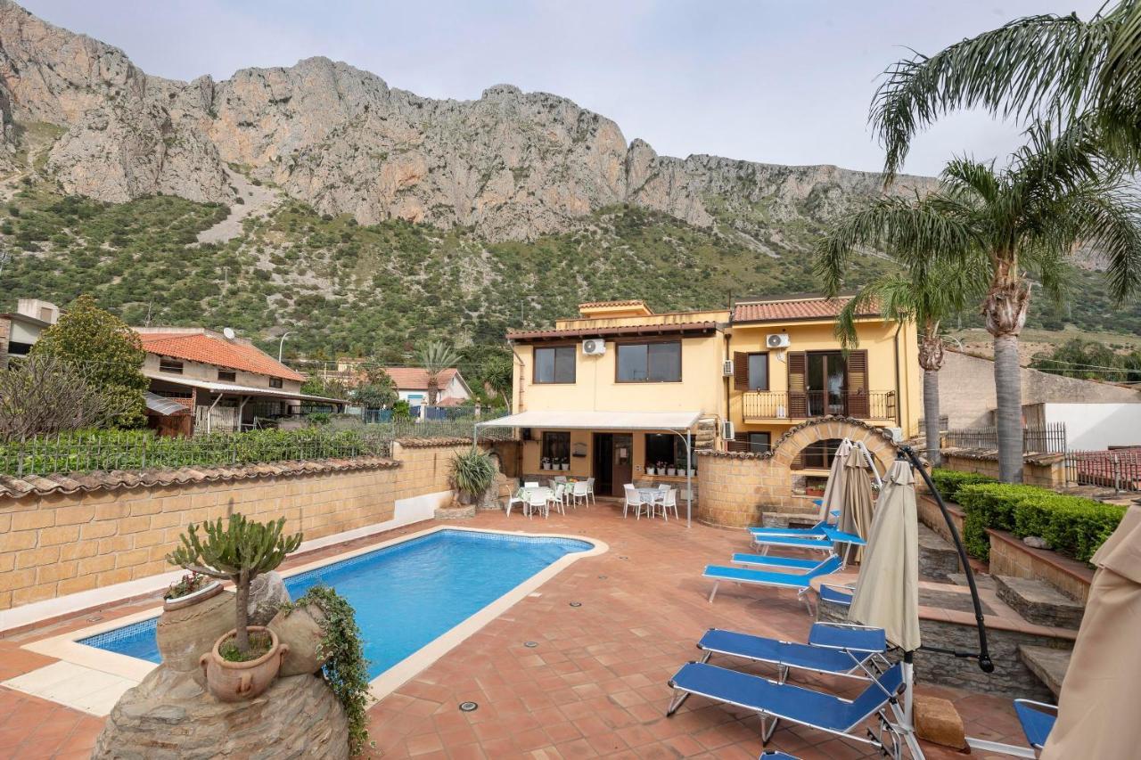 Alelida Villa con piscina Cinisi Esterno foto