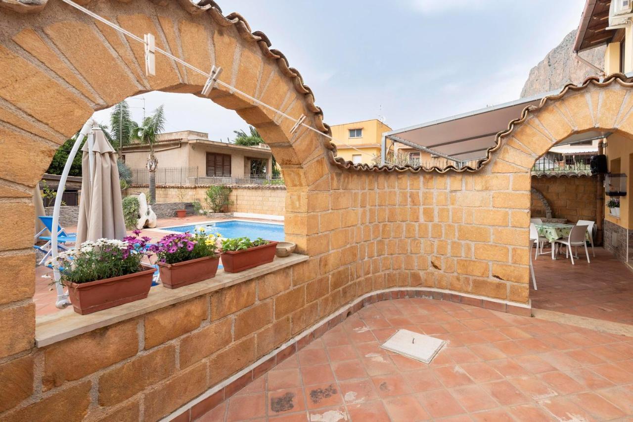 Alelida Villa con piscina Cinisi Esterno foto